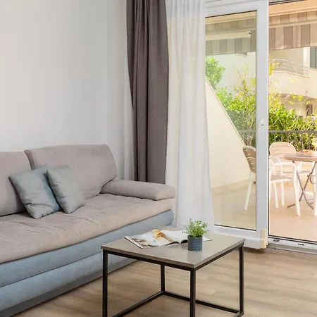 Adria Mare Ii * ماكارسكا